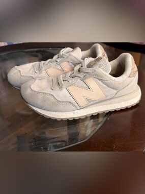 New Balance Kids Beige and Blush Suede Sneakers size 12
